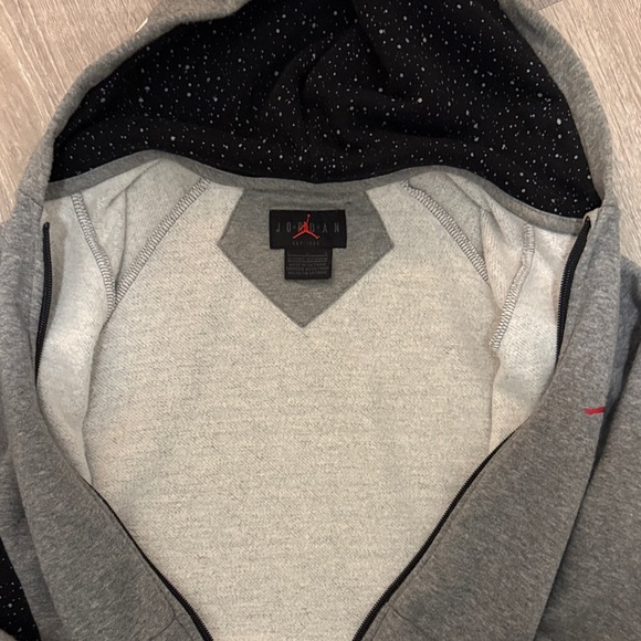 Jordan Kids Gray and Black Zip-Up Hoodie - Picture 4 of 5